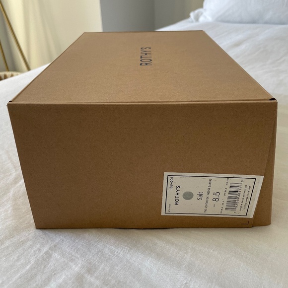 Rothy’s Lightweight Wedge Sandal - Salt, Size 8.5 - Picture 6 of 6